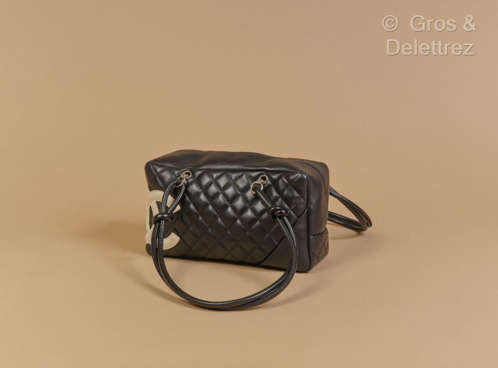 chanel vintage handbag