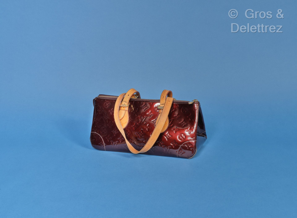 Louis VUITTON - Sac "Rosewood" 31cm en cuir... - Lot 85 - Gros & Delettrez