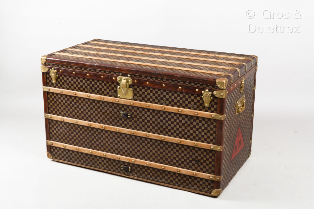 Louis VUITTON rue Scribe n°105626 Circa 1920... - Lot 142 - Gros & Delettrez