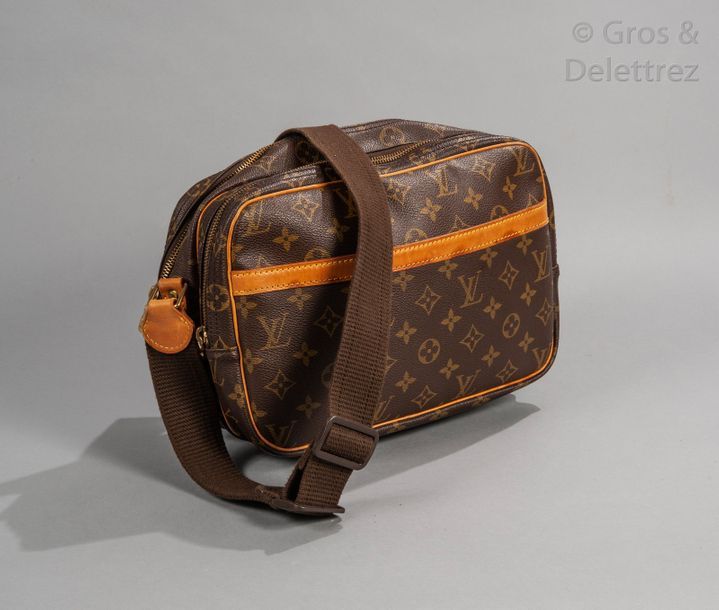 Louis Vuitton 2012 pre-owned Reporter PM Messenger Bag - Farfetch