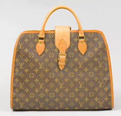 *Louis VUITTON