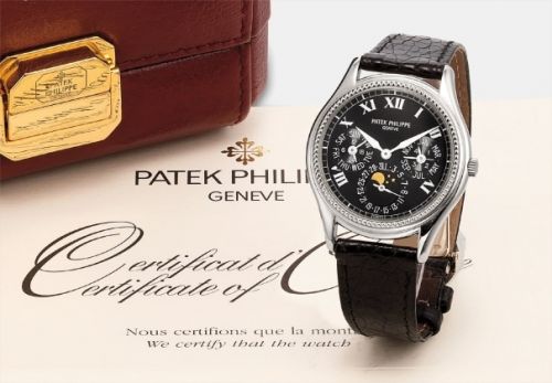 Patek Philippe Follow;Ref. 5038G;A very fine limited edition white gold perpetual calendar wristwatch with moon phase, certificate and box