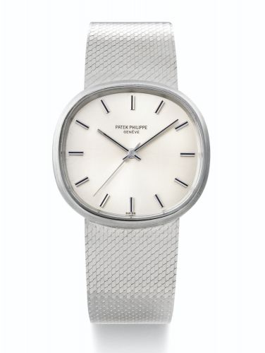 Patek Philippe.A WHITE GOLD CUSHION-FORM AUTOMATIC CENTRE SECONDS BRACELET WATCH REF 3586/1 MVT 1181995 CASE 2694209 MADE IN 1971