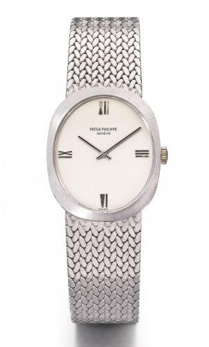 Patek Philippe.A FINE WHITE GOLD WRISTWATCH WITH BRACELET REF 3584/1 MVT 1159927 CASE 2702211 ELLIPSE MADE IN 1971