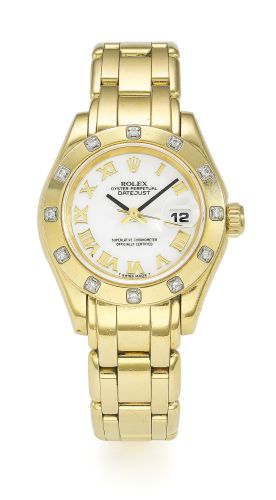 Rolex.A LADY'S YELLOW GOLD AND DIAMOND-SET AUTOMATIC WRISTWATCH WITH CENTRE SECONDS, DATE AND BRACELET REF 69318 CASE W723393 DATEJUST CIRCA 1994