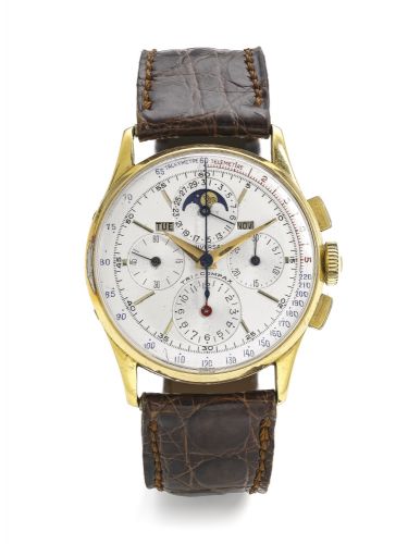 Universal Genève.A YELLOW GOLD CHRONOGRAPH TRIPLE CALENDAR WRISTWATCH WITH MOON-PHASE REF 12266 CASE 1244623 TRI-COMPAX CIRCA 1945.A YELLOW GOLD CHRONOGRAPH TRIPLE CALENDAR WRISTWATCH WITH MOON-PHASE REF 12266 CASE 1244623 TRI-COMPAX CIRCA 1945