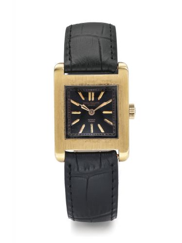 Patek Philippe.RETAILED BY ASTRUA TORINO: A RARE AND EARLY PINK GOLD SQUARE WRISTWATCH REF 439 MVT 195815 CASE 617562 MADE IN 1920.RETAILED BY ASTRUA TORINO: A RARE AND EARLY PINK GOLD SQUARE WRISTWATCH REF 439 MVT 195815 CASE 617562 MADE IN 1920