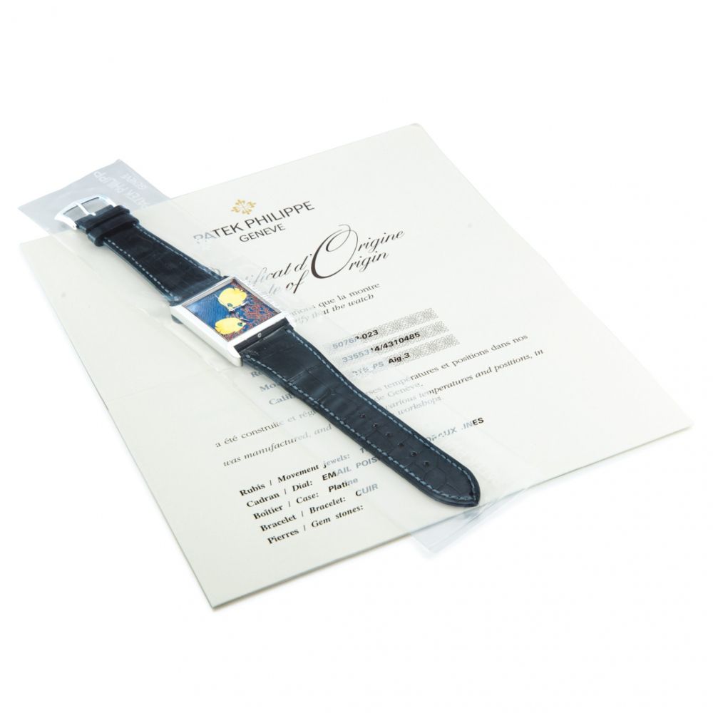 PATEK PHILIPPE | REFERENCE 5076 A PLATINUM WRISTWATCH WITH CLOISONNÉ ENAMEL DIAL IN SINGLE FACTORY SEAL, CIRCA 2006  | 百達翡麗 | 型號5076 鉑金腕錶，備掐絲琺瑯錶盤，原廠未開封，機芯編號3355314，錶殼編號4310485，約2006年製