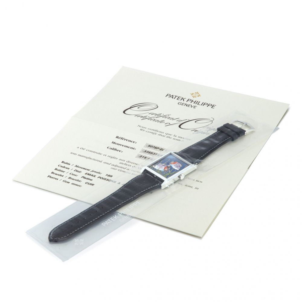 PATEK PHILIPPE | REFERENCE 5076 A PLATINUM WRISTWATCH WITH CLOISONNÉ ENAMEL DIAL IN SINGLE FACTORY SEAL, CIRCA 2006  | 百達翡麗 | 型號5076 鉑金腕錶，備掐絲琺瑯錶盤，原廠未開封，機芯編號3355316，錶殼編號4310495，約2006年製