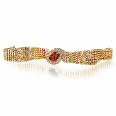 AUDEMARS PIGUET - A LADY'S GOLD DIAMOND-SET BRACELET WATCH CIRCA 1995
