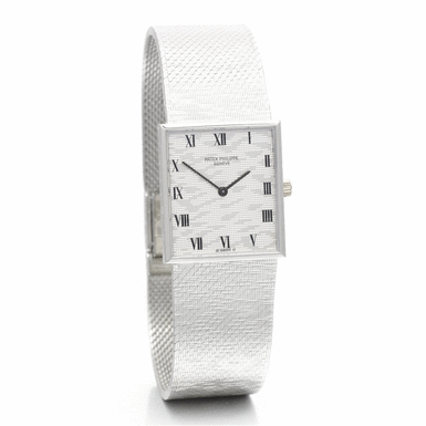 PATEK PHILIPPE - A FINE 18K WHITE GOLD RECTANGULAR BRACELET WATCH 1971 REF 3550/1G MVT 1168237 CASE 2691547