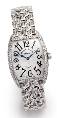 FRANCK MULLER - A LADY'S 18K WHITE GOLD DIAMOND-SET BRACELET WATCH CIRCA 2000 CURVEX