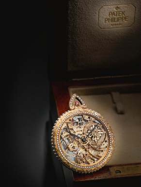 Property of a Midwest Collector - PATEK PHILIPPE - A FINE AND RARE 18K YELLOW GOLD OPEN-FACED DIAMOND AND PEARL-SET SKELETONIZED WATCH 1980 REF 912 MVT 937015 CASE 2788665