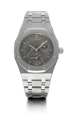AUDEMARS PIGUET - A STAINLESS STEEL AUTOMATIC DUAL-TIME BRACELET WATCH WITH DATE AND POWER RESERVE CIRCA 1996 ROYAL OAK