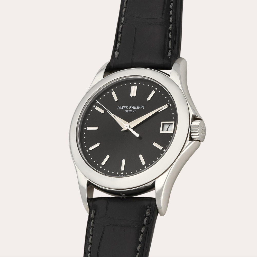 Patek Philippe Calatrava, Reference 5107 | A platinum wristwatch with date | Circa 2004
