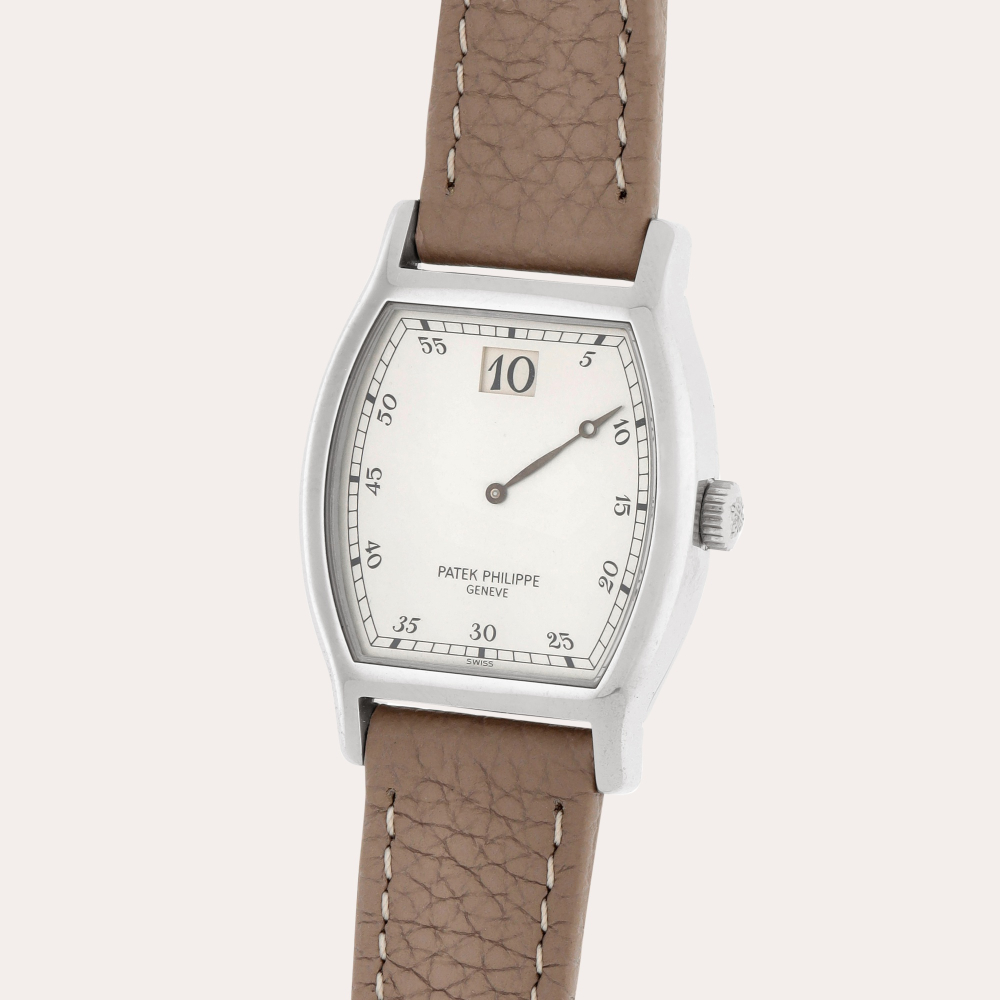 Patek Philippe Reference 3969 | A limited edition platinum jump hour wristwatch | Made in 1989
