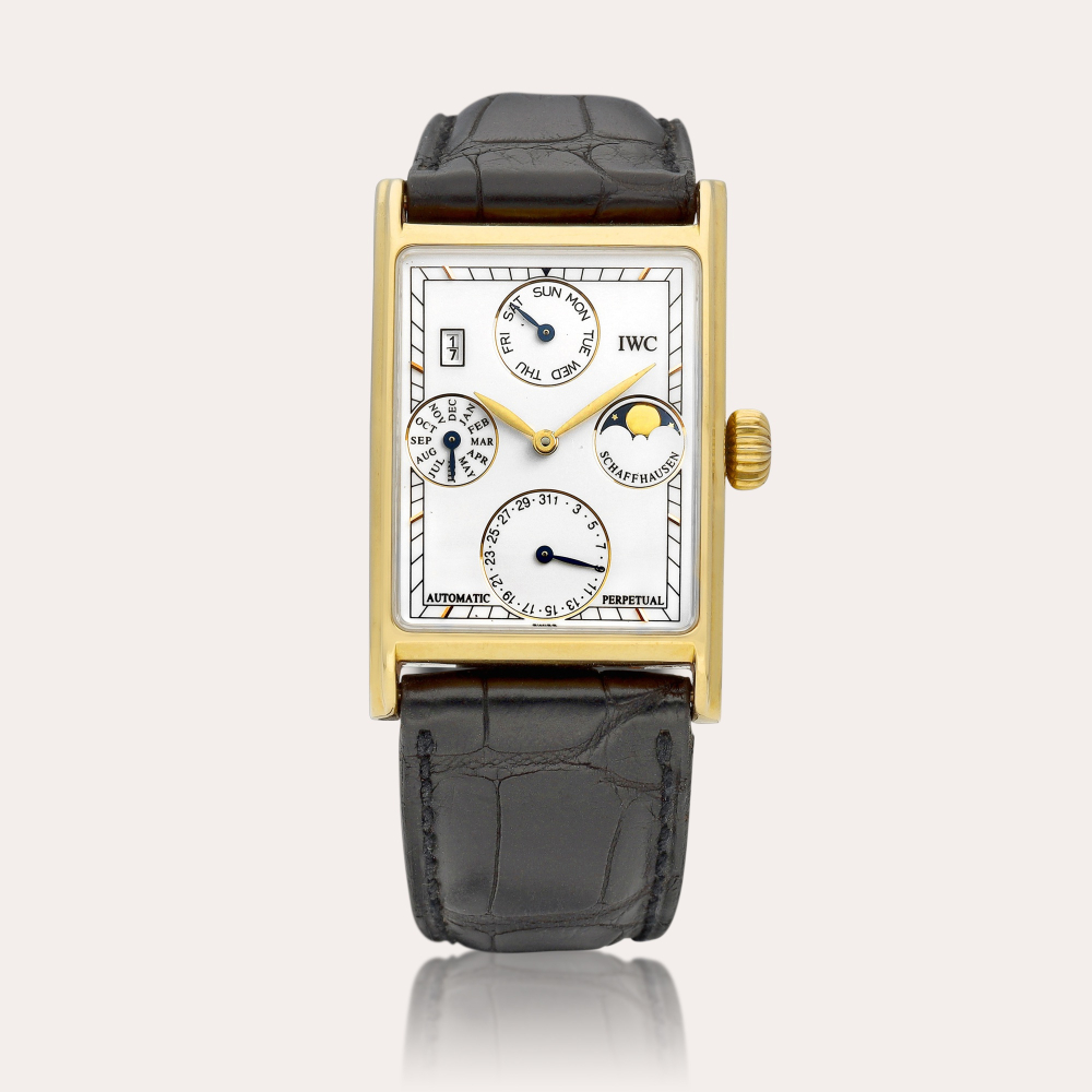 IWC Novecento, Reference 3545 | A yellow gold perpetual calendar wristwatch with moon phases and year indication, Circa 1988 | 萬國 | Novecento 型號3545 | 黃金萬年曆腕錶，備月相及年份顯示，約1988年製