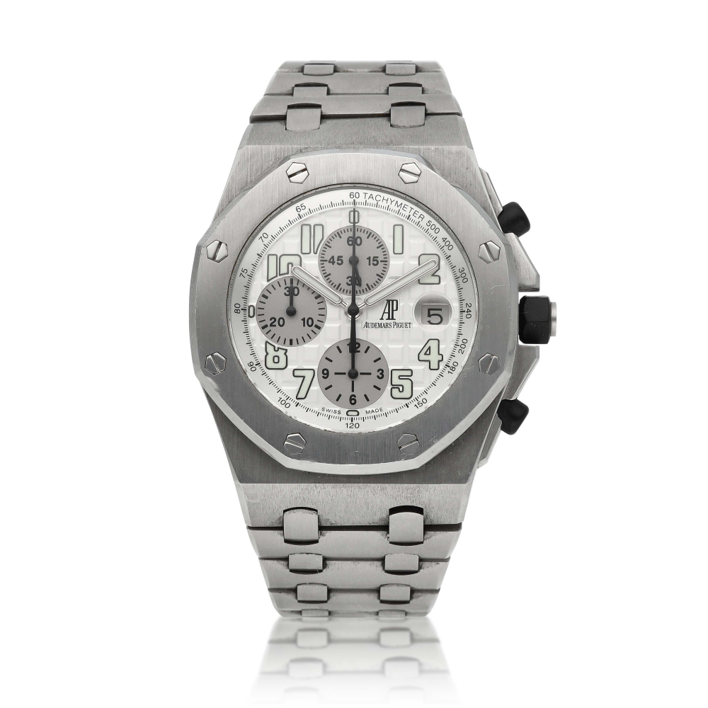 Royal Oak Offshore, Ref. 25721ST.OO.1000ST.08.A | A stainless steel chronograph wristwatch with date and bracelet | Circa 2010
