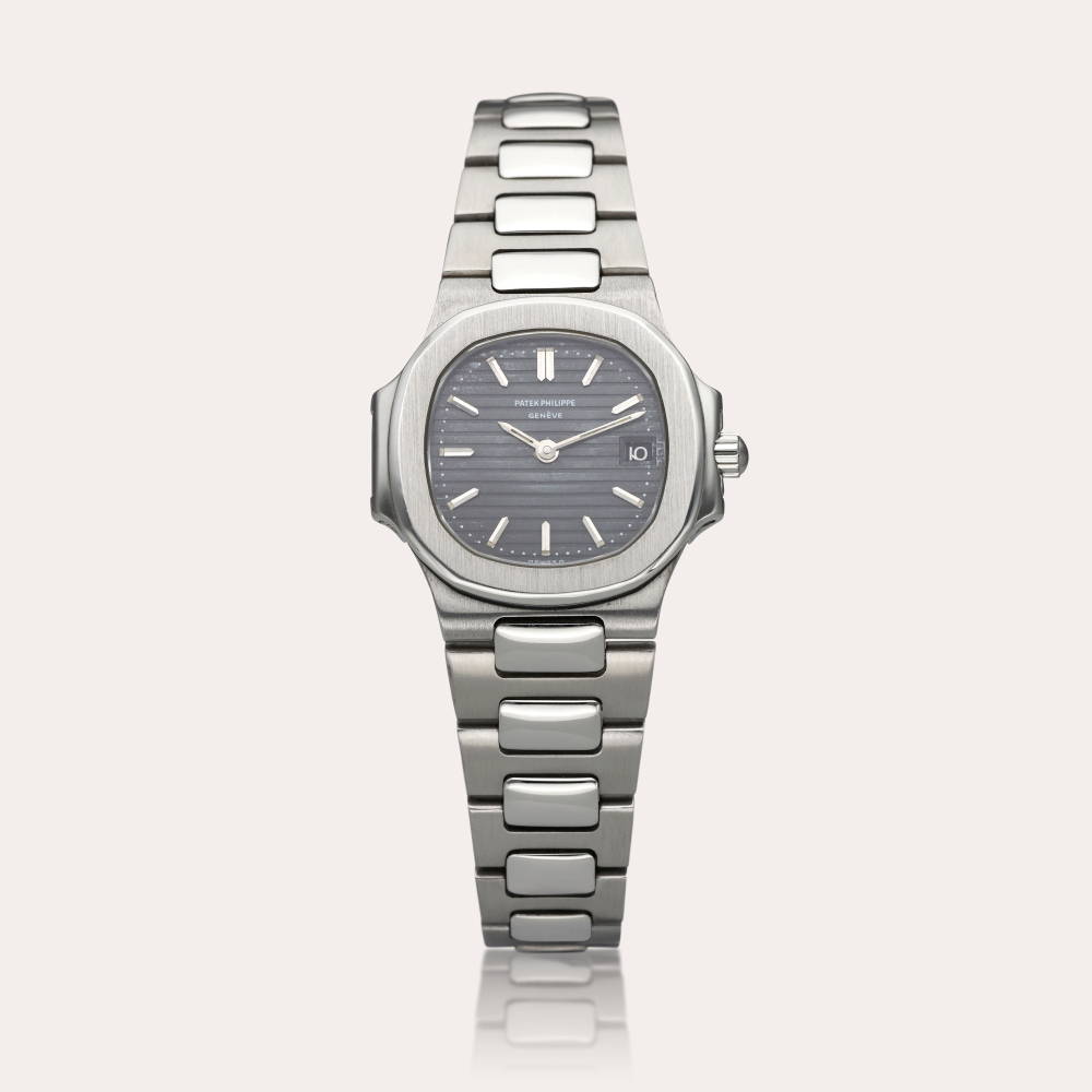 Patek Philippe Reference 4700/1A Nautilus | A stainless steel wristwatch with date and bracelet, Circa 1986