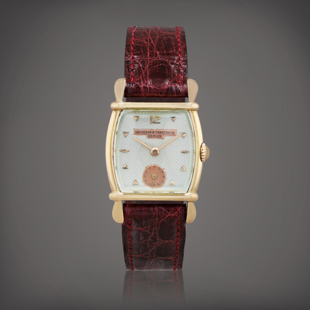 Tonneau shape, reference 4238 Montre bracelet en or rose avec cornes goutte | Pink gold wristwatch with teardrop lugs Vers 1940 | Circa 1940