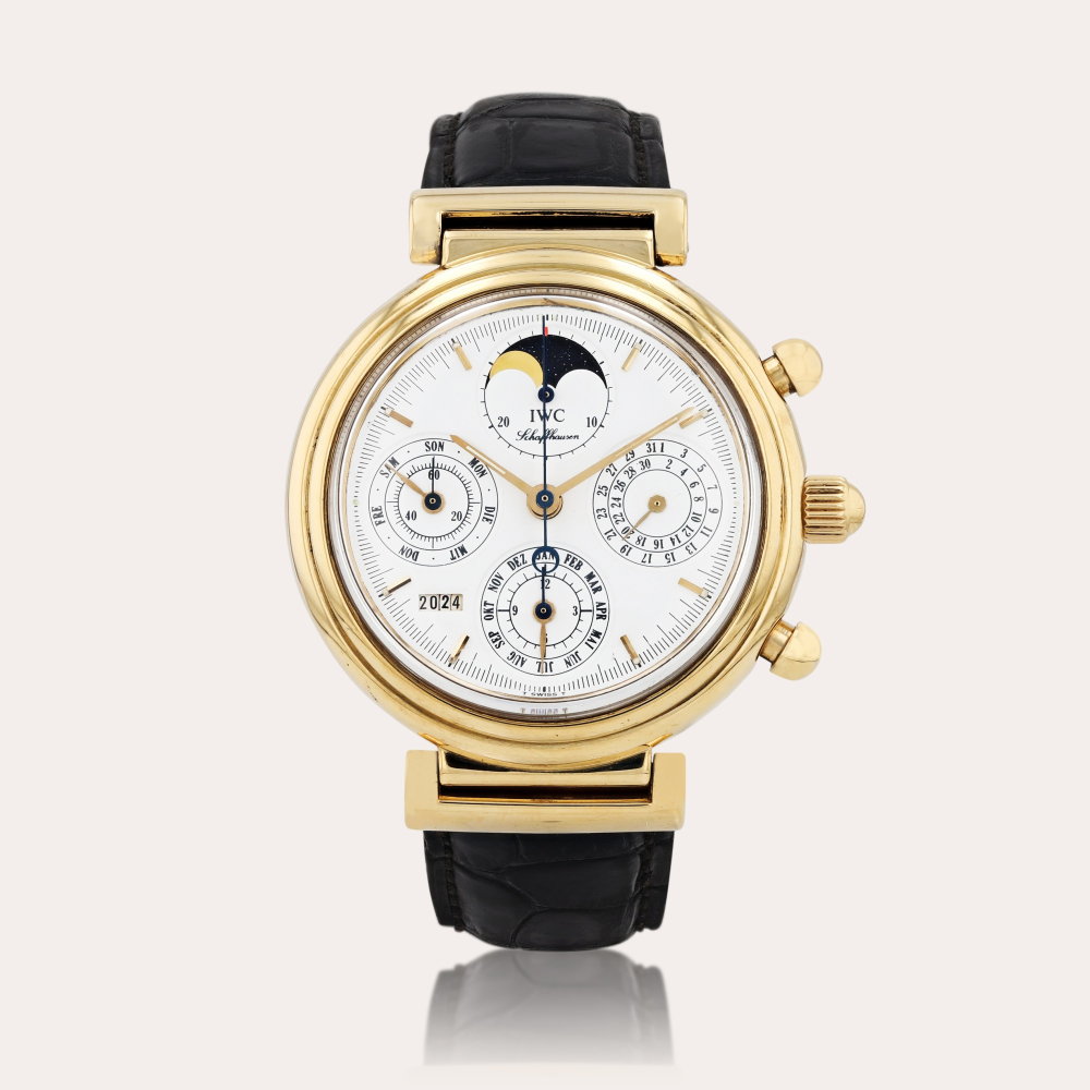 Property of the original ownerIWCDa Vinci, reference 3750 Montre bracelet chronographe à quantième perpétuel en or jaune avec phases de lune | Yellow gold chronograph perpetual calendar wristwatch with moon phases Vers 1985 | Circa 1985