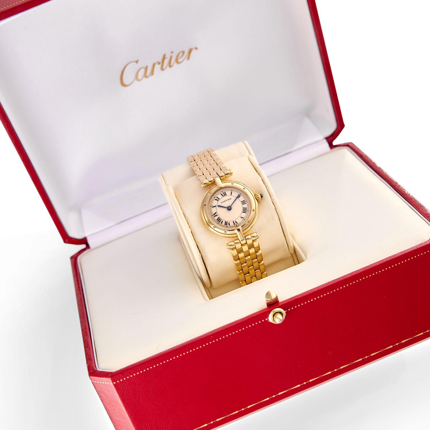 CARTIER PANTHERE VENDOME PM. REF. 8057921. ANNEES 90 Montre bracelet de dame en or jaune 18K. BOITIER: rond, attaches Vendô...